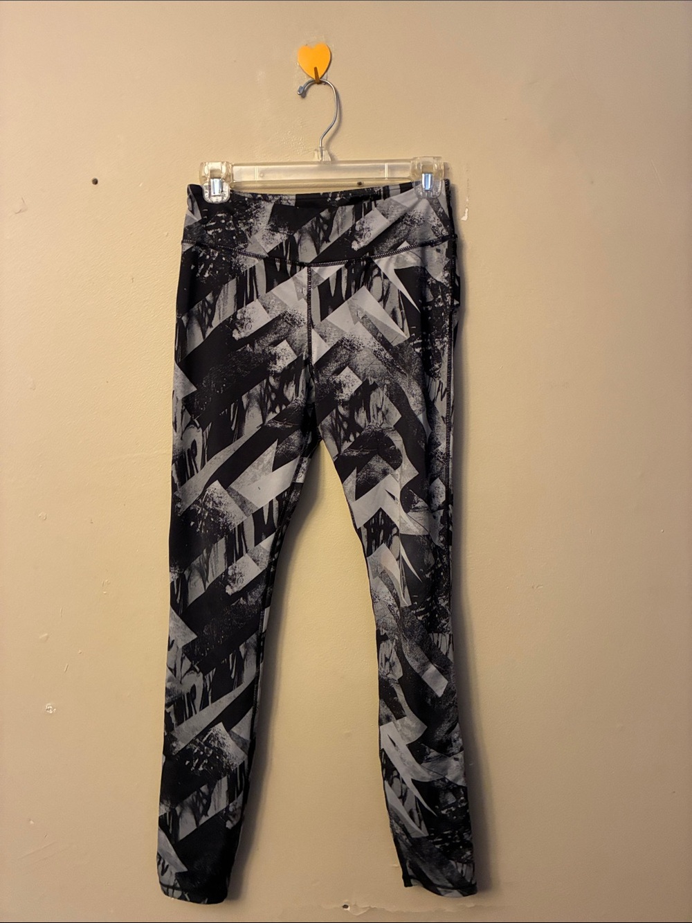Kyodan Black & Gray Abstract Geometric Leggings